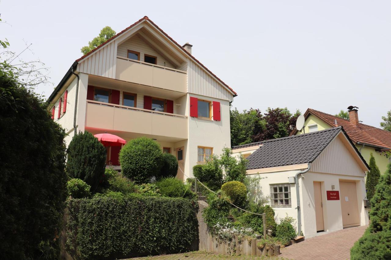 Ferienwohnung #4 Mit Terrasse In Zentraler Dennoch Ruhiger Lage - Stadtbus Vor Der Tuer! リンダウ エクステリア 写真